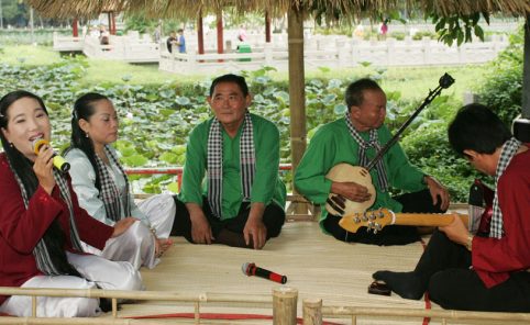 Đờn ca t&agrave;i tử is thus intimately connected with other cultural practices and customs, oral traditions and handicrafts