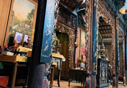 Worship space in a Vietnamese family